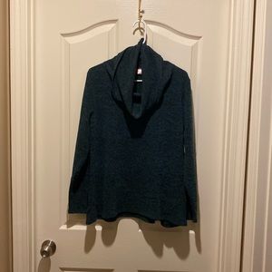 Lightweight sweater